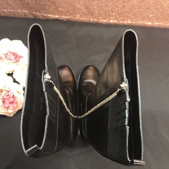 MICHAEL by MICHAEL KORS Black Leather Boots - Picture 8 of 8